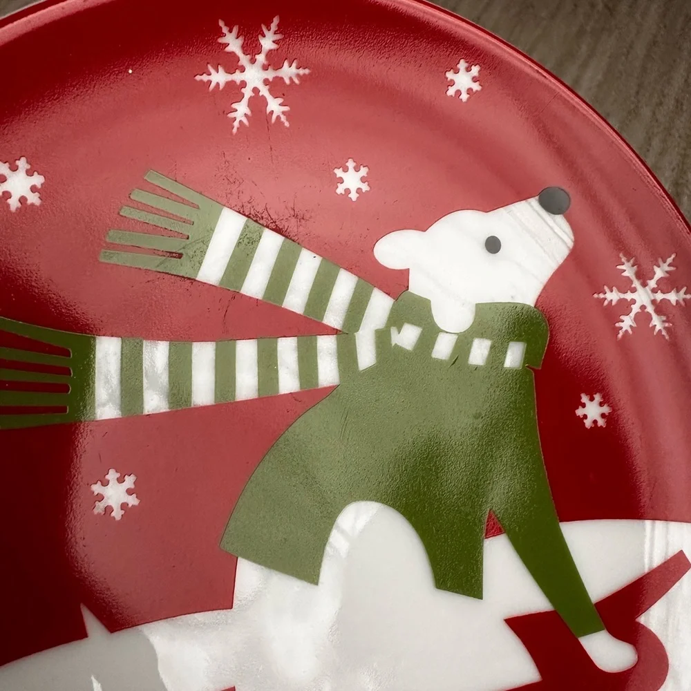 NWT Crate & Barrel Snow Pup Christmas Salad/Dessert Appetizer Plates - Set of 4